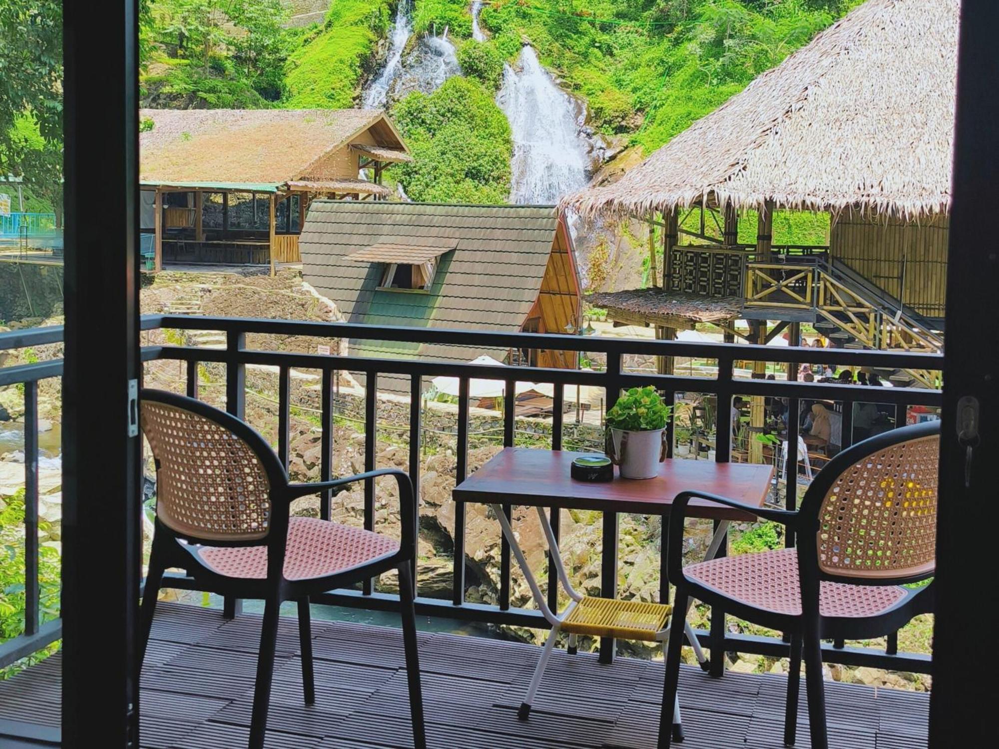 Bayan Village Baturraden Extérieur photo