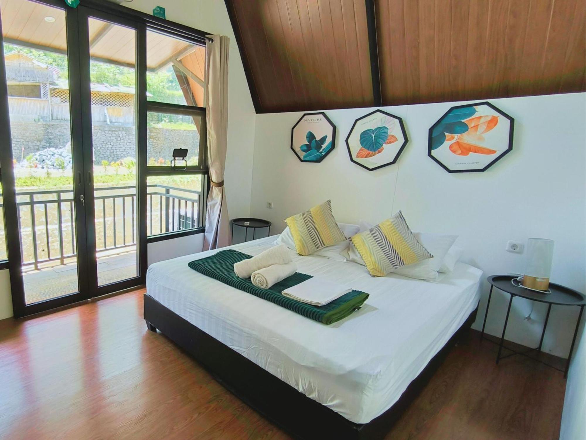 Bayan Village Baturraden Extérieur photo